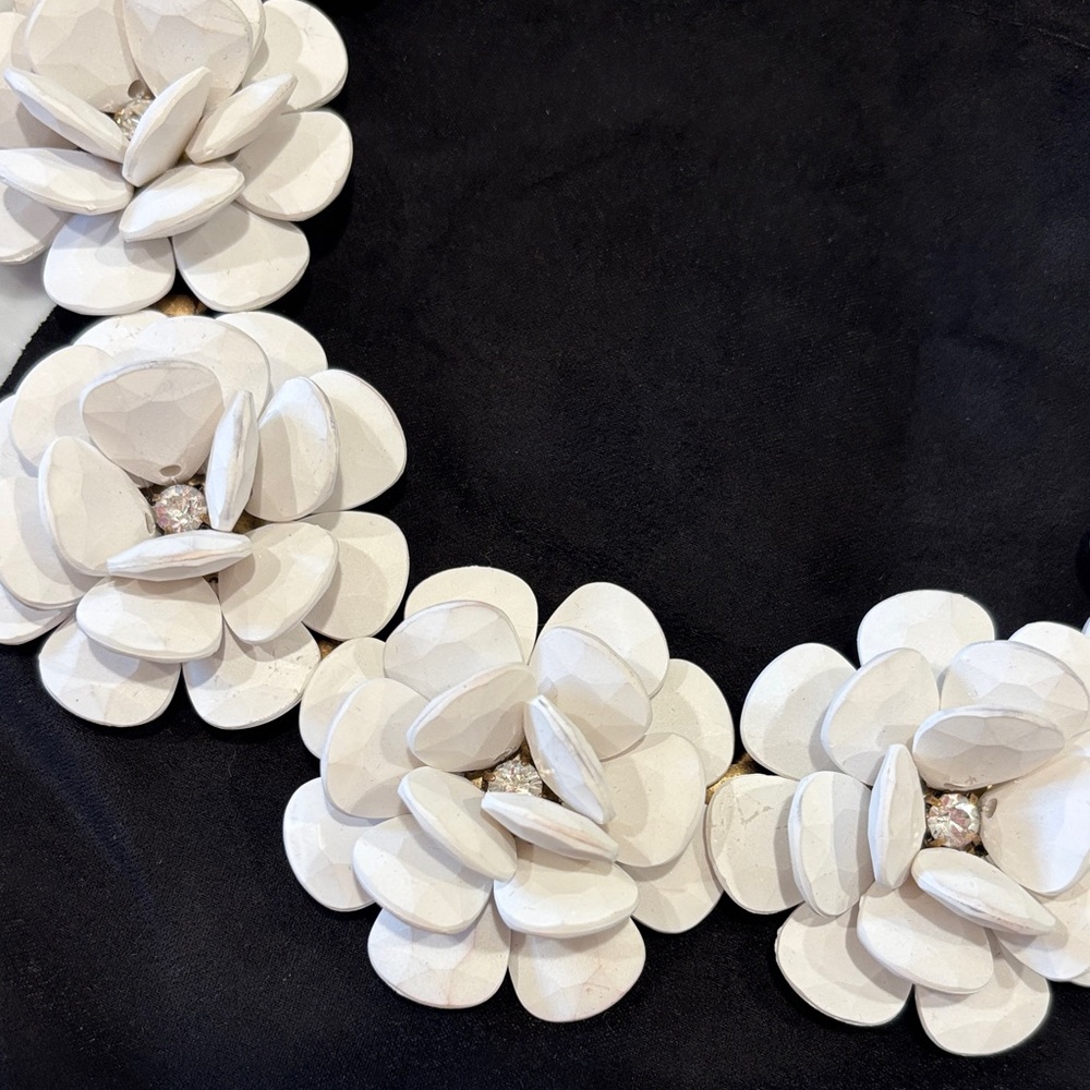 J. Crew White Floral Layered Statement Necklace with Gold Chain - Picture 3 of 13